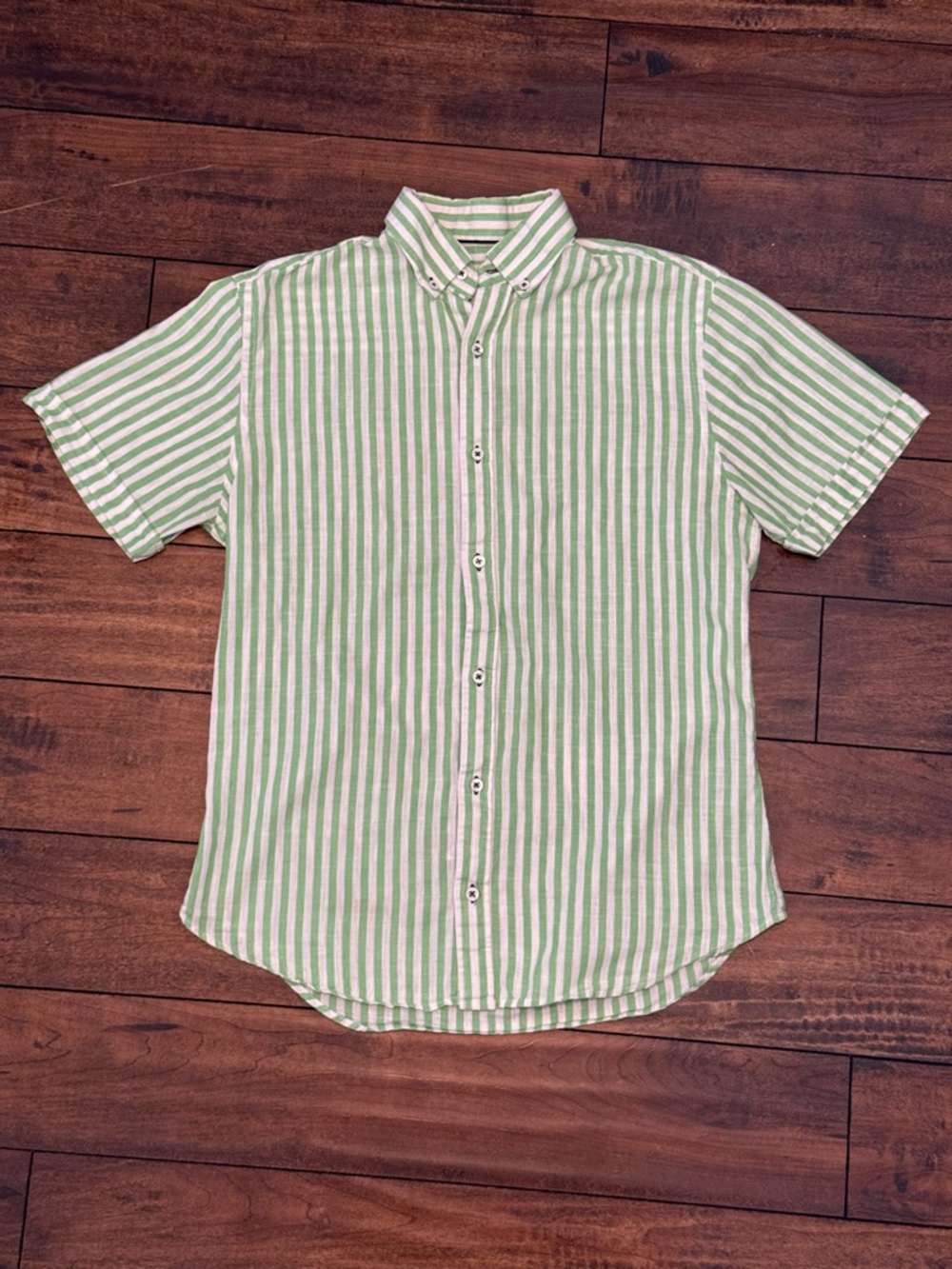 100% Linen Green & White Striped Short-Sleeve Button-Down Shirt